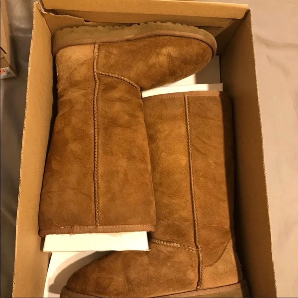 Uggs chestnut tall